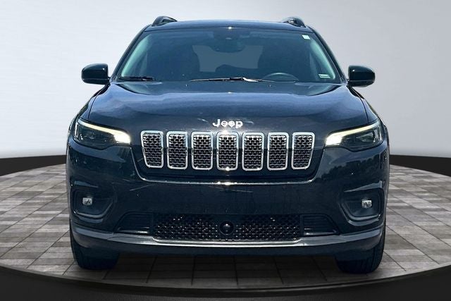 2022 Jeep Cherokee — side profile view