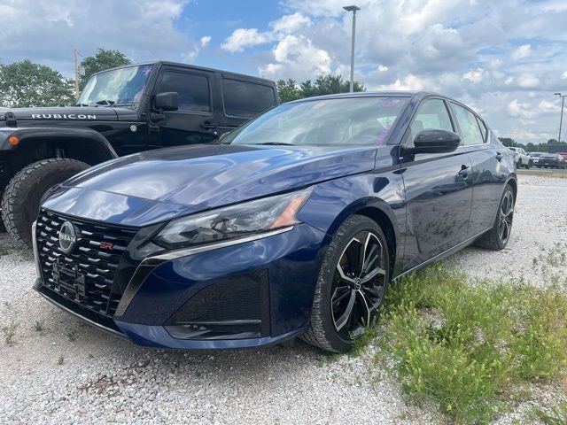 2023 Nissan Altima 2.5 SR in Deep Blue Pearl — front three-quarter view