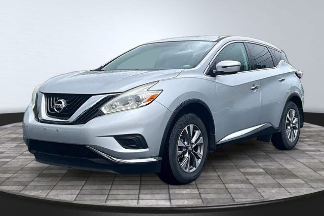 2017 Nissan Murano S in Brilliant Silver Metallic — front three-quarter view