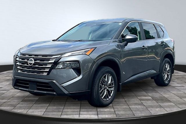 2025 Nissan Rogue S in Gun Metallic — front three-quarter view